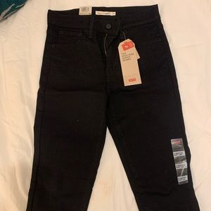 NWT Levi’s Black Jeans